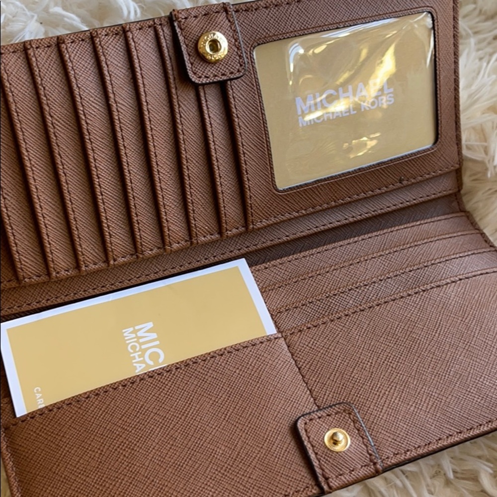 Michaels Kors wallet